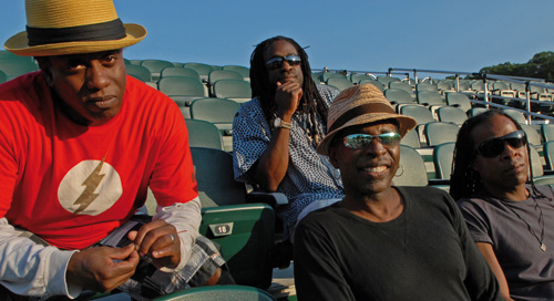 LIVING COLOUR