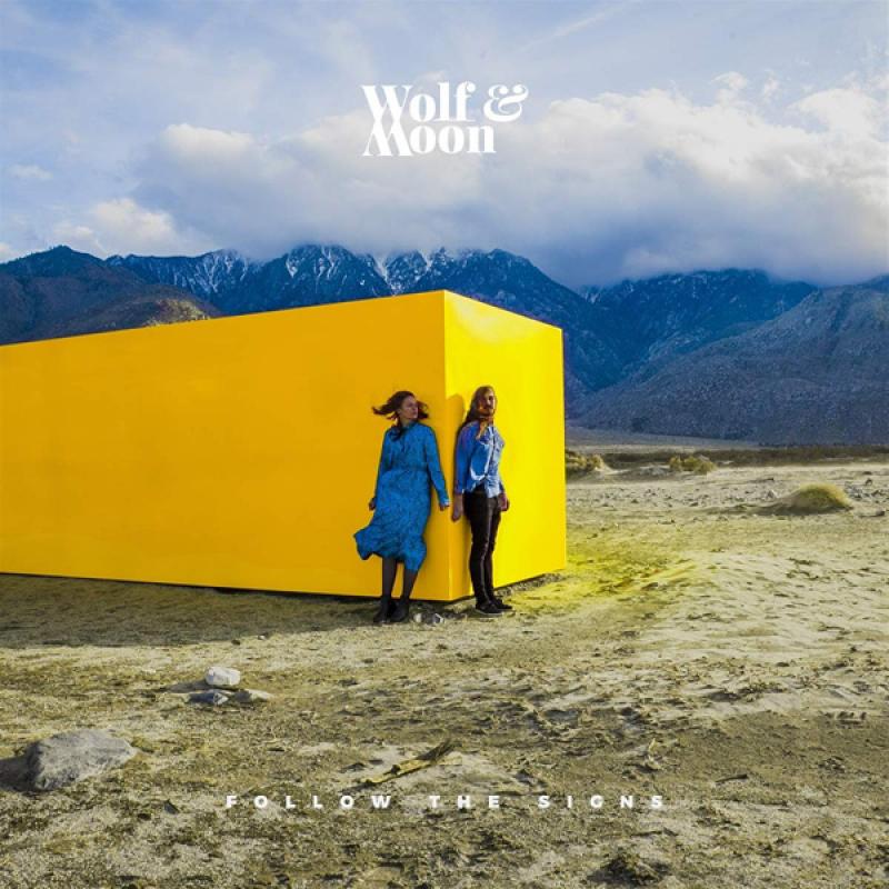 WOLF & MOON